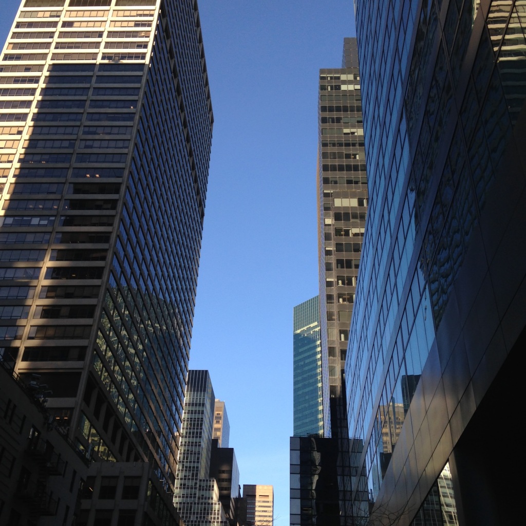 midtown nyc skyscrapers blue sky
